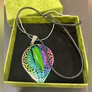 Elegant Multicolor Pendant Necklace